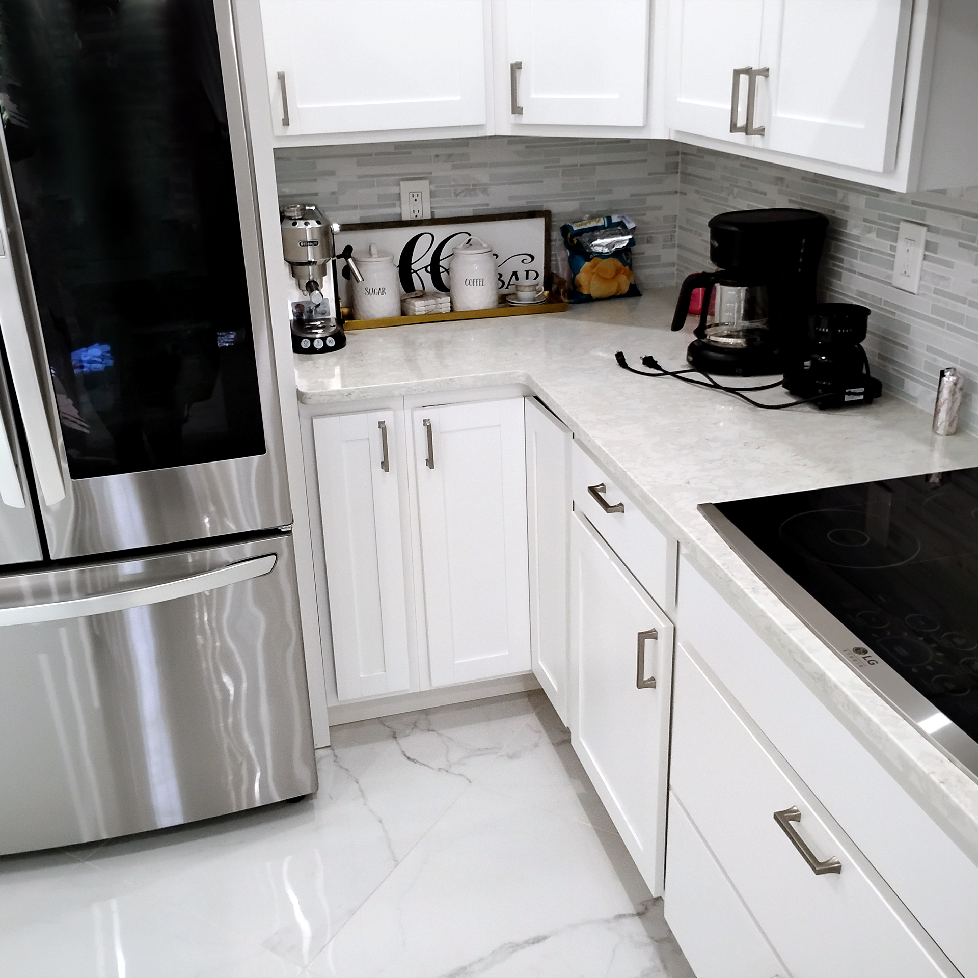 Residential kitchen cabinets fridge and range installation upgrade